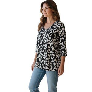 Ruby Rd Womans Easy Chic Hacci Animal Top~Size S~Black White Soft Sweater ~L1308